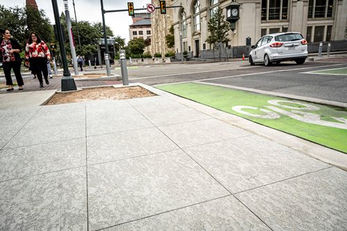 Concrete Sidewalk San Antonio
Parks, Clubs & Municipalities
SUNDEK San Antonio
