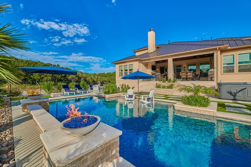 Strohschein Residence San Antonio (cody Pools,)
Pool Decks
SUNDEK San Antonio
