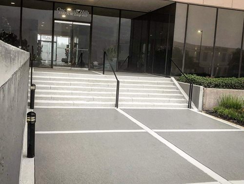 Mmercial Classic Custom Scored Tile Pattern
Walkways & Stairs 
SUNDEK San Antonio
