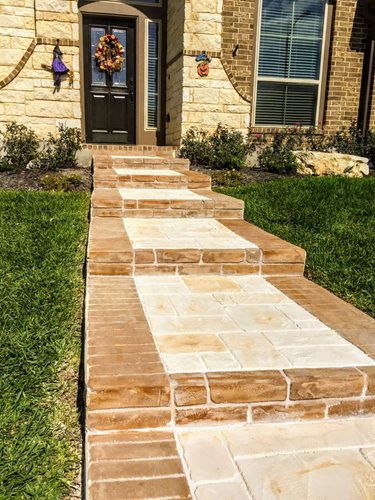 Sunstone.in Kendall Tx
Walkways & Stairs 
SUNDEK San Antonio
