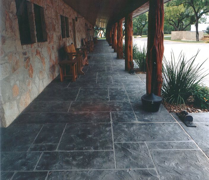 Commercial Walkway In Kerr Tx
Patios & Outdoor Living
SUNDEK San Antonio